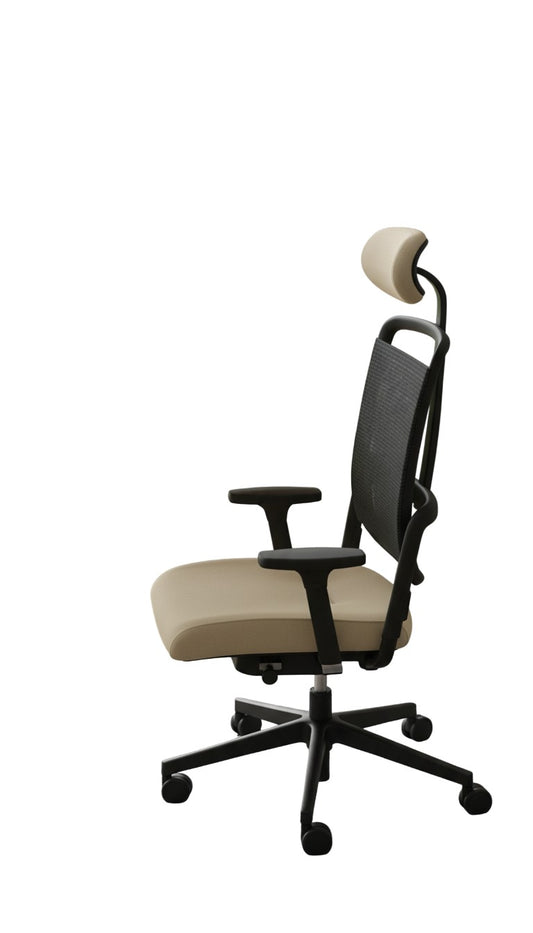 xenium mesh bureaustoel  beige zij aanzicht met witte achtergrond