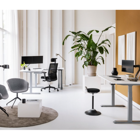 zitstakruk sfeerfoto kantoor